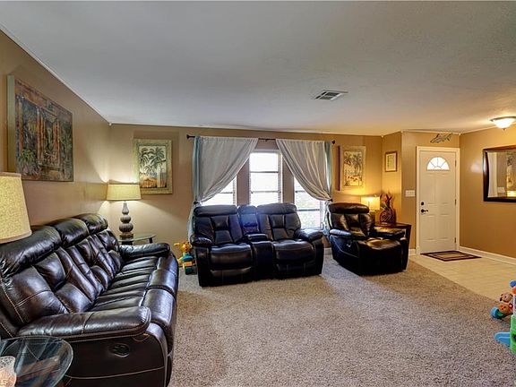 4th image of 1410 S Larkwood Sq