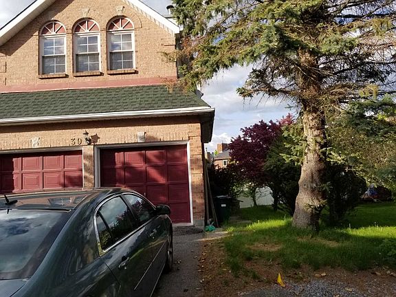 2nd image of 39 Collingwood Cres