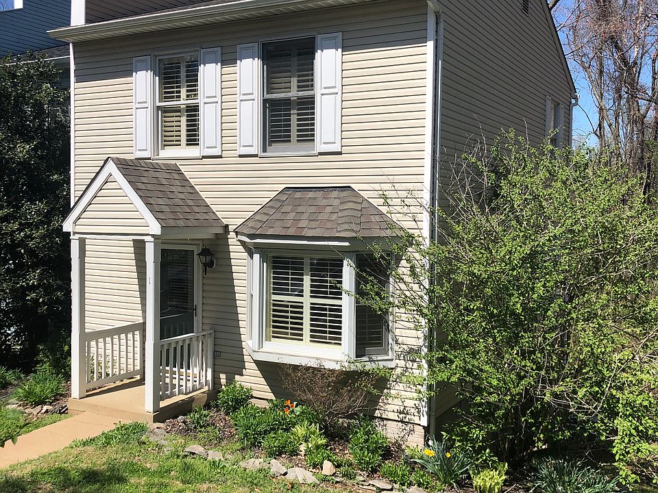 1st image of 1 Stonewall Ct