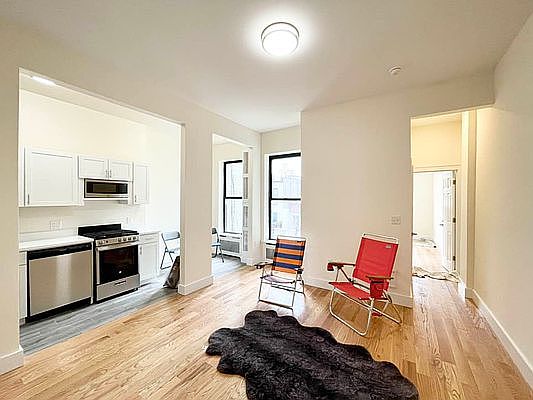 1st image of 50 W 90th St #D6