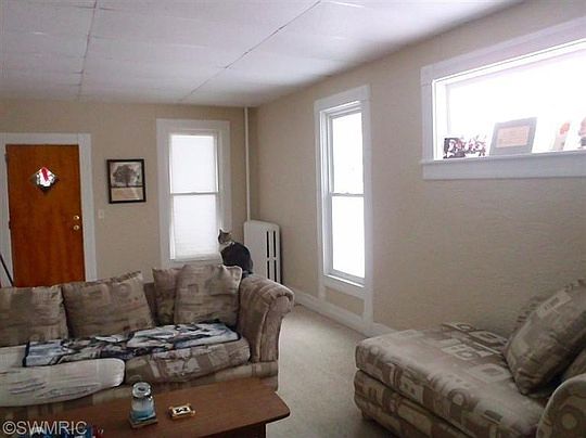 5th image of 313 N Lewis St