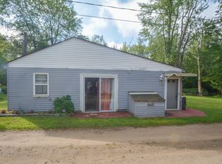 20715 Pine Lake Rd, Battle Creek, MI 49014