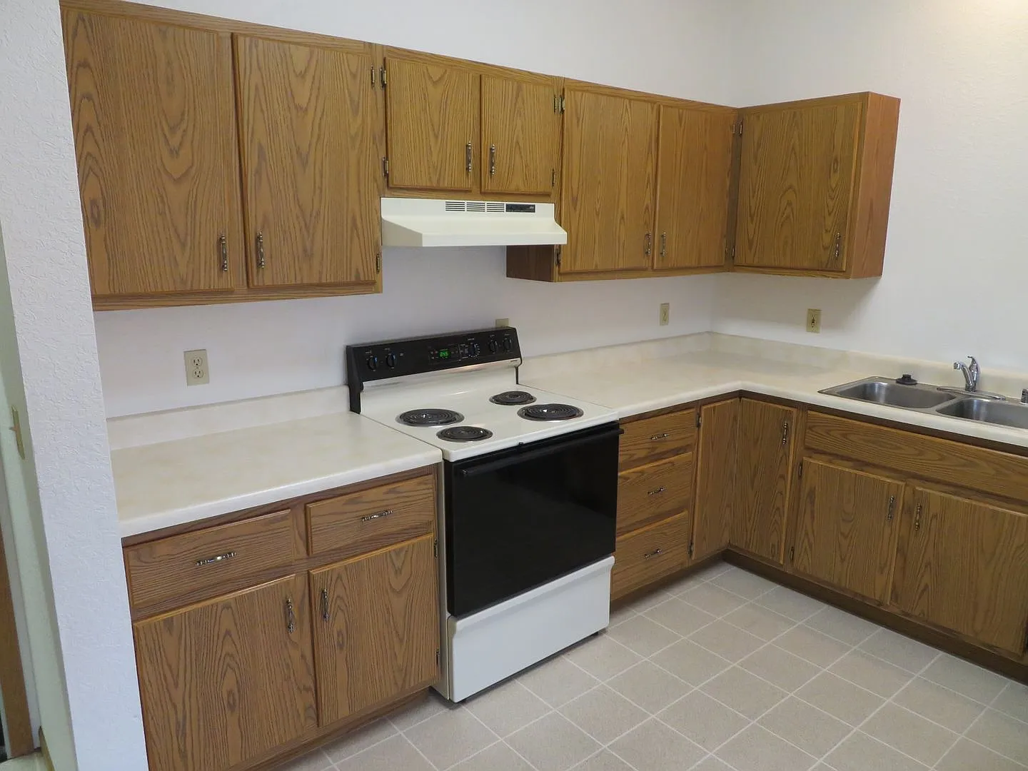 Castle Rock 385 BLDG — Photo 4