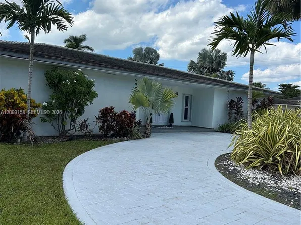 1490 Lenape Dr, Miami Springs, FL 33166