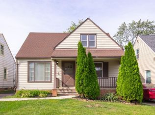 15901 Edgewood Ave, Maple Heights, OH