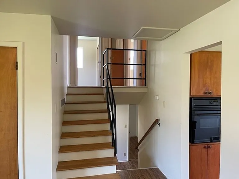 507 W Kirby Ave — Photo 5