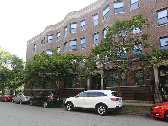 2nd image of 1311 W Leland Ave #1A