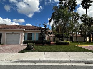 691 SW 158th Way, Pembroke Pines, FL 33027