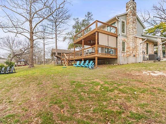 3rd image of 2400 Flite Acres Rd