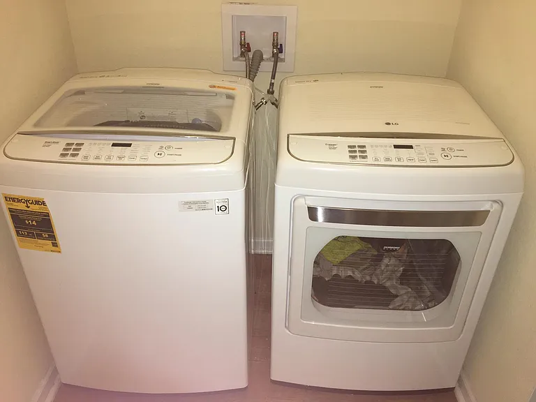 Laundry next to master bedroom - 2017 LG washer dryer