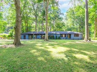 1309 Lakeside Rd, Virginia Beach, VA 23455