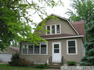 505 7th Ave W, Ellendale, MN 56026