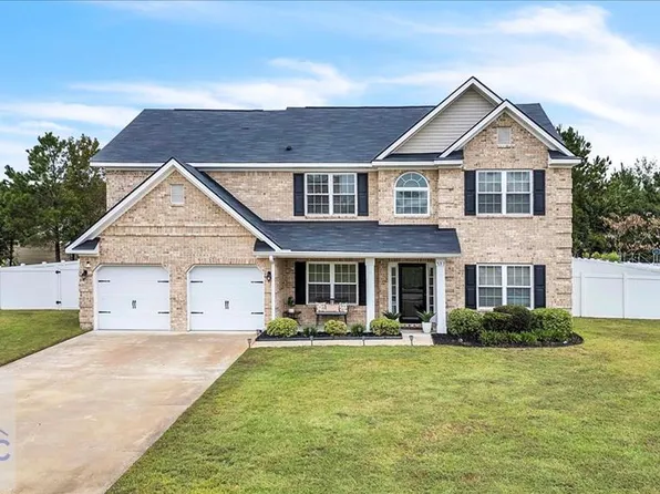 737 English Oak Dr, Hinesville, GA 31313