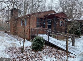 14 Cricket Ln, Hedgesville, WV 25427