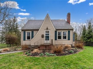 130 Allendale Rd, West Seneca, NY 14224