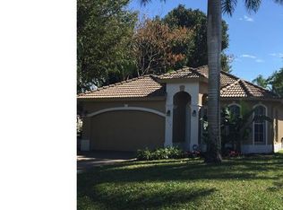 616 110th Ave N, Naples, FL 34108