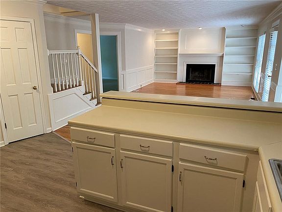 5th image of 3420 New Heritage Dr