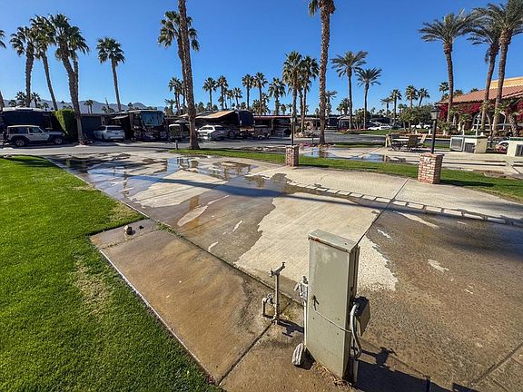 4th image of 80394 Avenue 48 #97