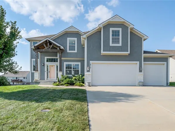 1410 NE 108th St, Kansas City, MO 64155