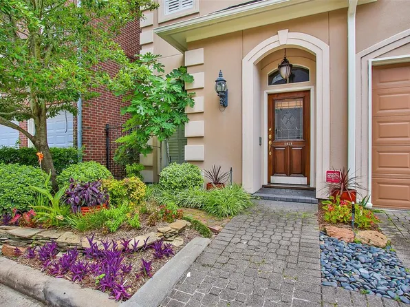 5823 Augusta Ct, Houston, TX 77057