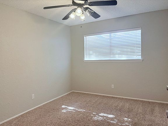 5th image of 4301 Lubbock Ave