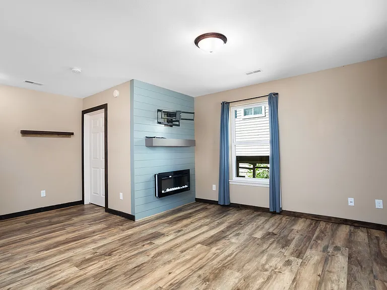 503 5th Ave NW — Photo 14