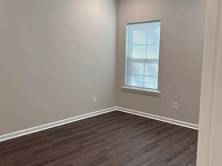 240 Carriage Ln — Photo 41