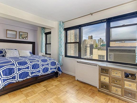 3rd image of 425 E 79th St APT 14A