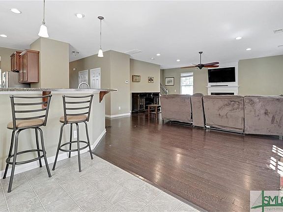 5th image of 95 Coopers Ln