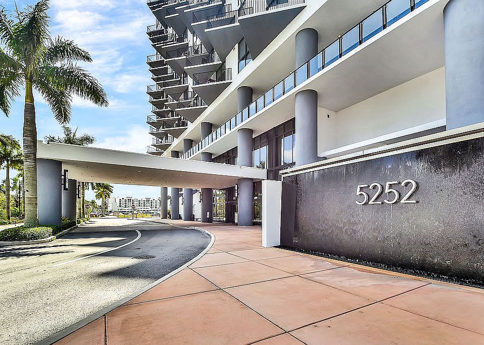 1st image of 5252 NW 85th Ave APT 808