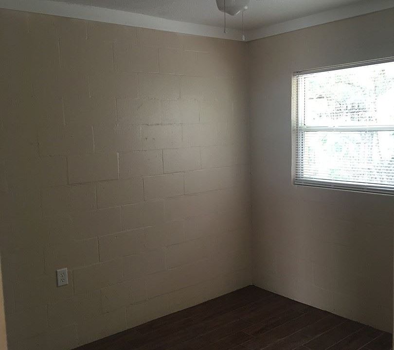 1st image of 202 M A Board St APT 5