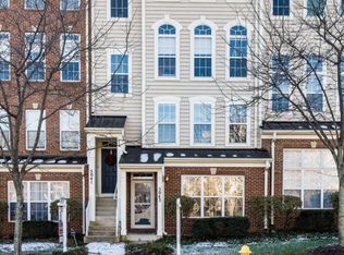5041 Anchorstone Dr, Woodbridge, VA 22192