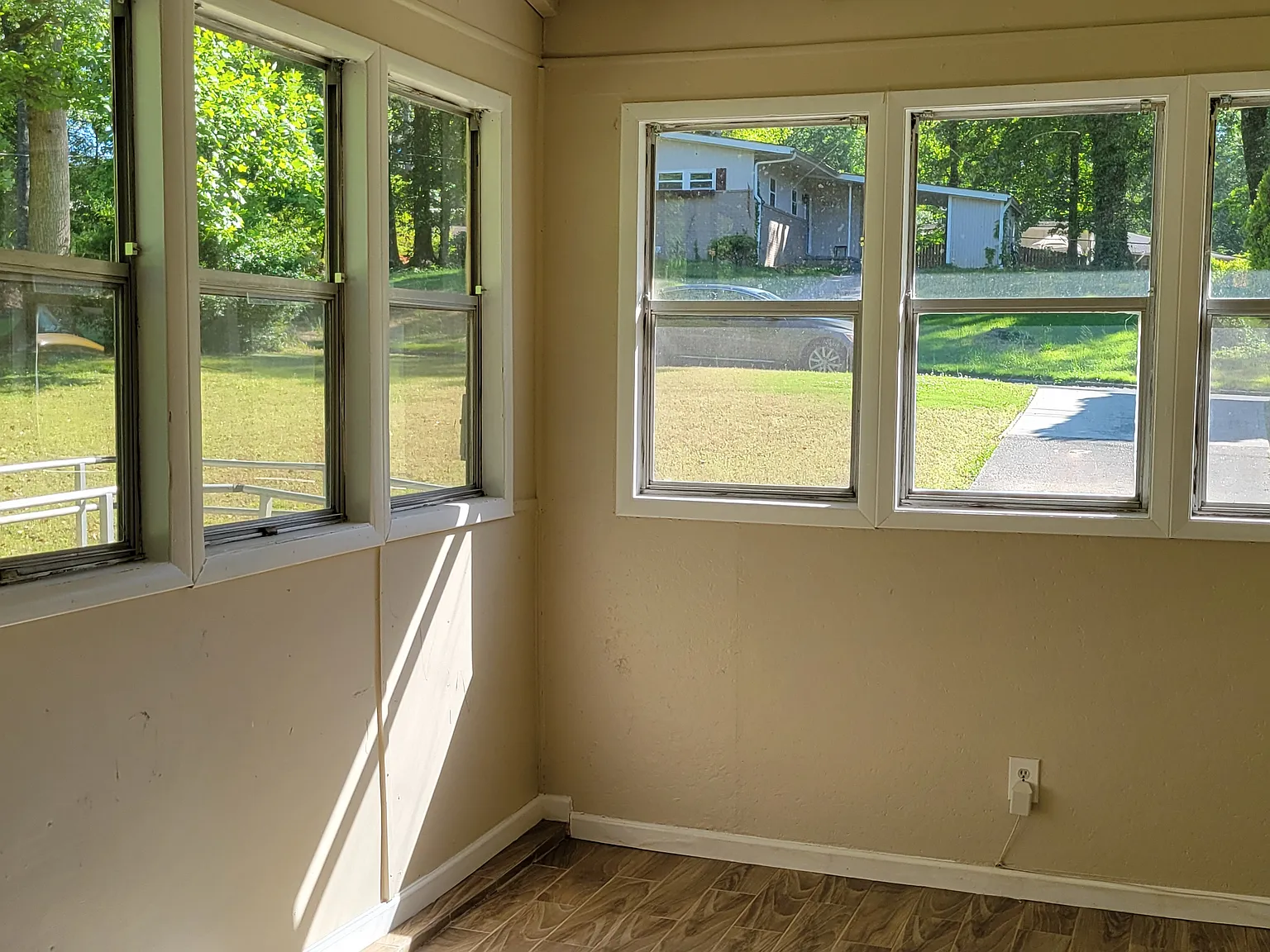 4 bed, 1219 sqft, $1,895 — Photo 3