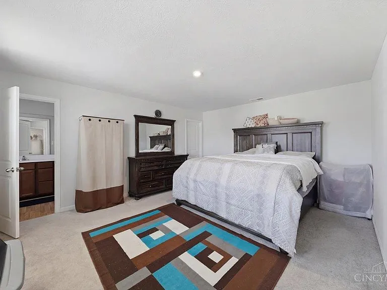 175 Skyway Dr — Photo 17