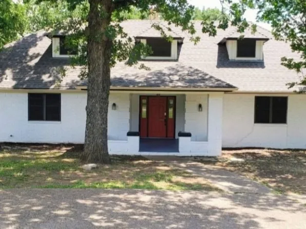 2524 Mockingbird Rd, Burleson, TX 76028