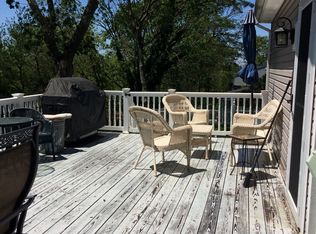 42 Willow Rd, Rocky Point, NY 11778