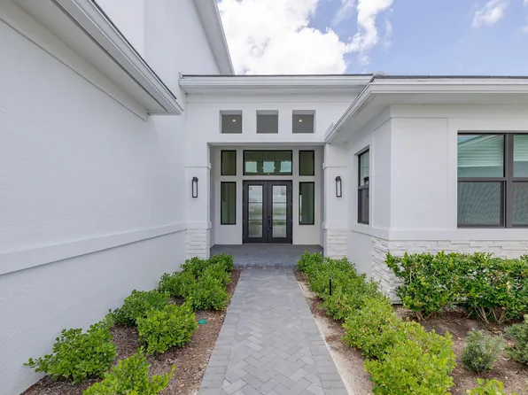 13265 SW Shinnecock Drive, Port St Lucie, FL 34987