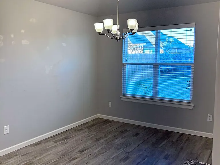 8913 SW 42nd St — Photo 8