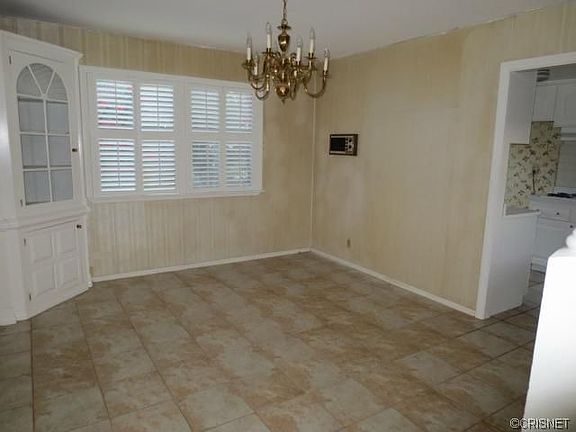 5th image of 1260 York Ave