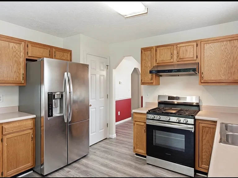 7649 Tollgate Ct — Photo 6