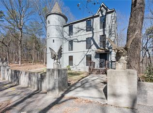 221 Collins Valley Rd, Walhalla, SC 29691