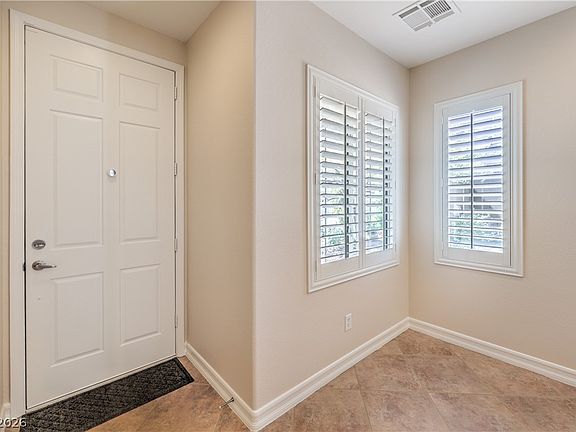 5th image of 6043 Aster Crest Ct