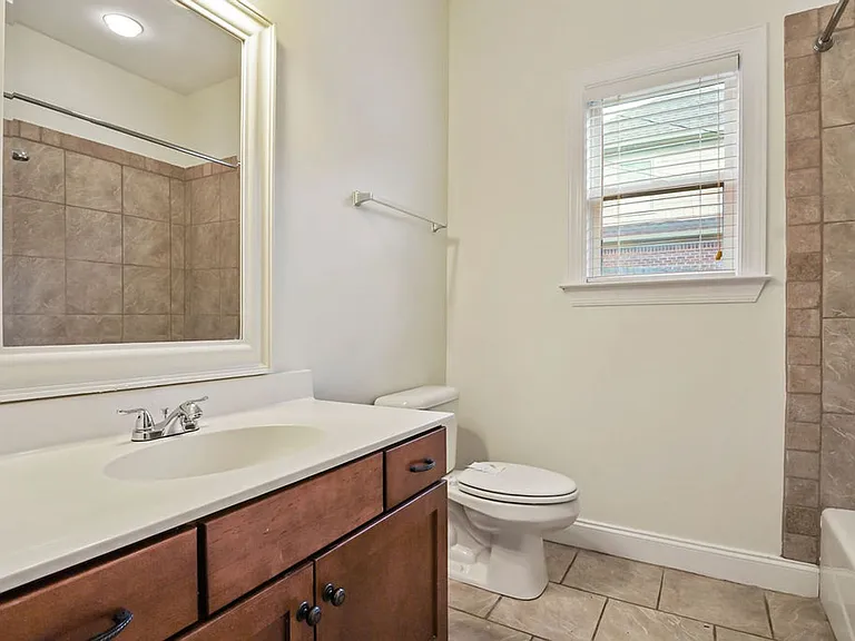710 Valley St — Photo 34