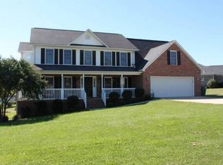 2745 Touchstone Cir, Newton, NC 28658