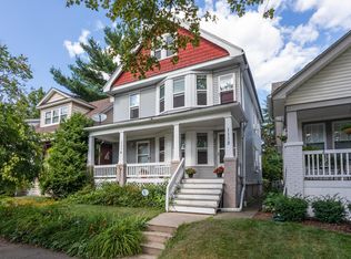 1114 Lakepointe Ave #1114, Grosse Pointe, MI 48230