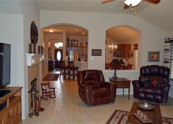 5th image of 15653 Yarberry Dr