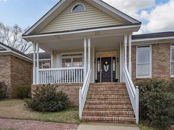 2nd image of 8718 Rolling Hills Dr