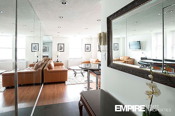 1st image of 150 W 51st St APT 1719