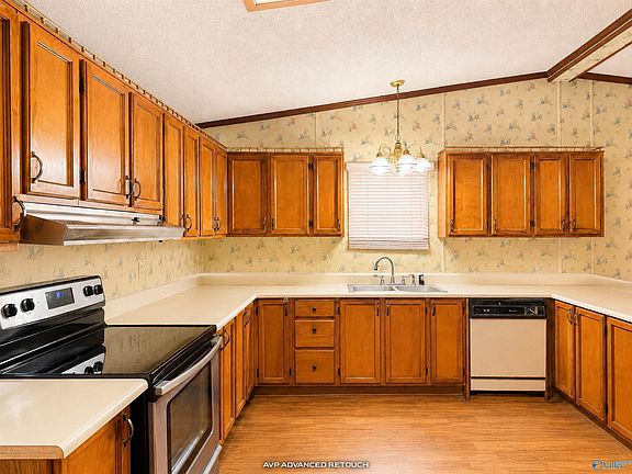 3rd image of 10895 Griffith Rd