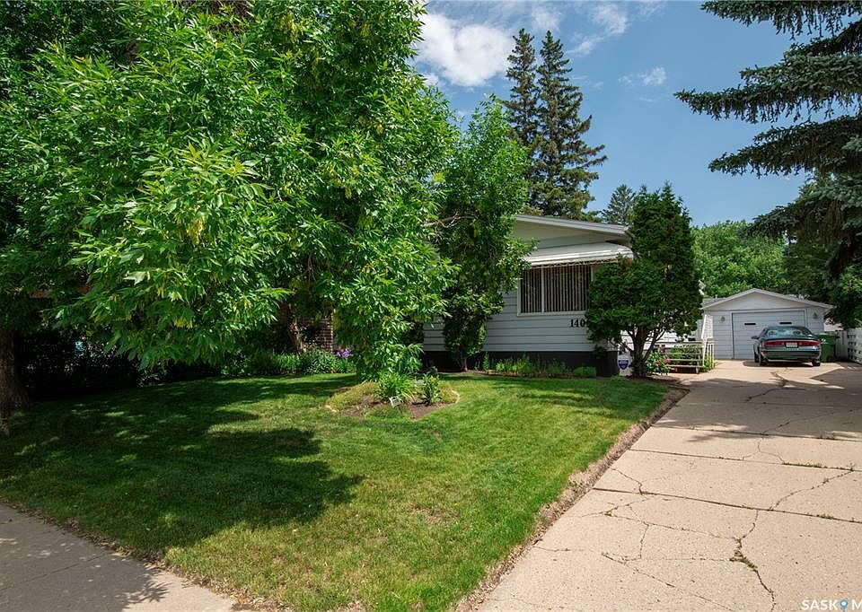 1st image of 1406 McNaughton Ave